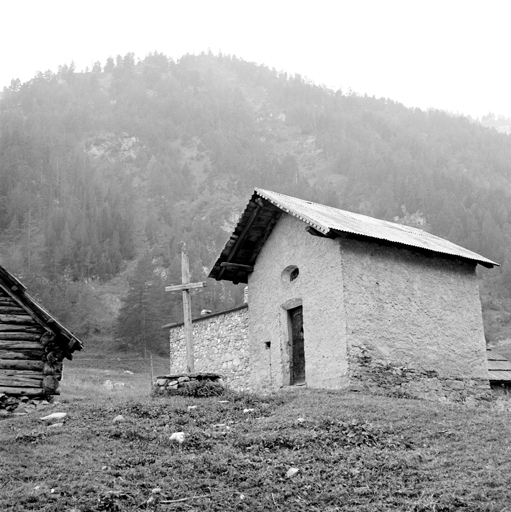 Les Granges de la vallée étroite, chapelle Sainte-Anne et Saint-Joseph.