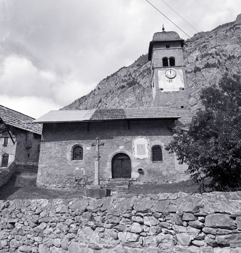 Façade sud. Vue d'ensemble.