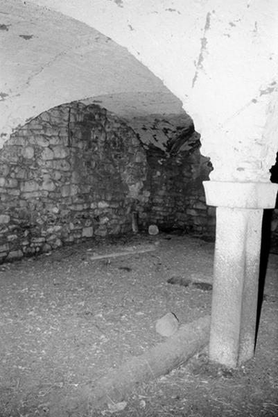 Ferme de type IB2a. La salle voûtée d'arêtes.