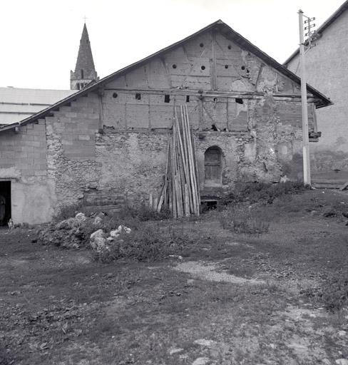 Le Serre. Ferme parcelle 688. Pignon nord (façade de la grange).