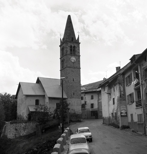 Vue d'ensemble de la façade nord.