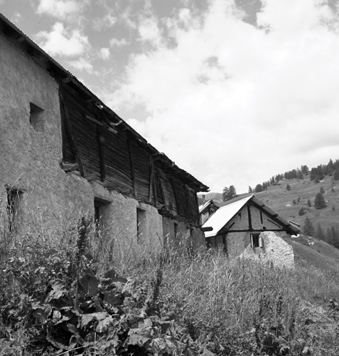 Chalets de Granon ; la Caro. Chalets parcelles 194-195. Façade nord.