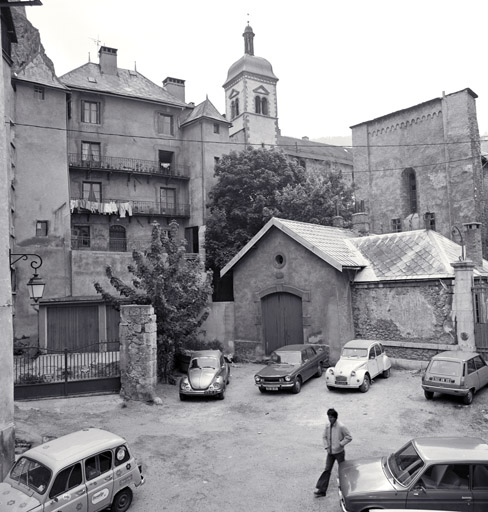 Vue de situation prise du sud-Ouest.