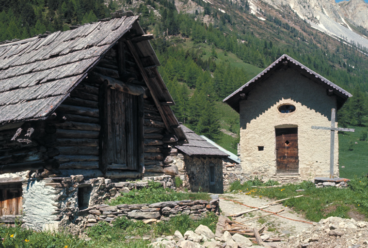 Les Granges de la vallée étroite, chapelle Sainte-Anne et Saint-Joseph.