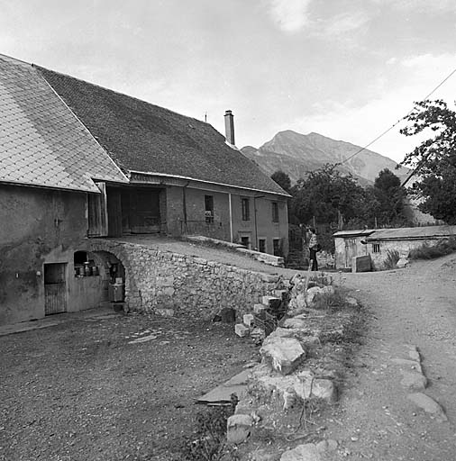 Le montage comun aux deux fermes.