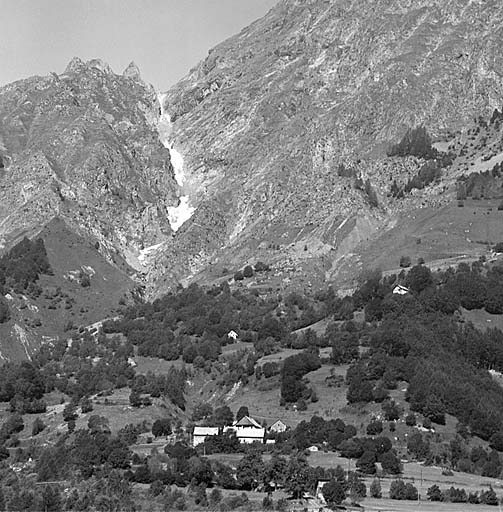 Les Fermonds. Vue prise des Borels.