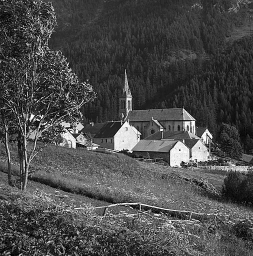 Vue d'ensemble prise du nord-ouest.