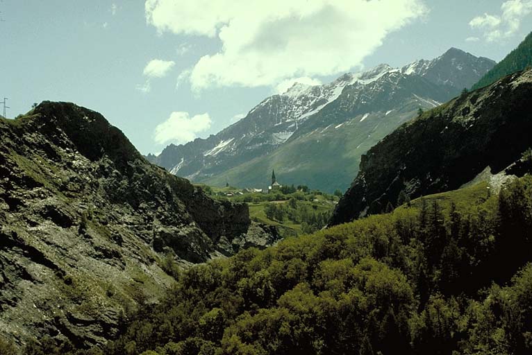 Le Villar. Vue prise de l'ouest.