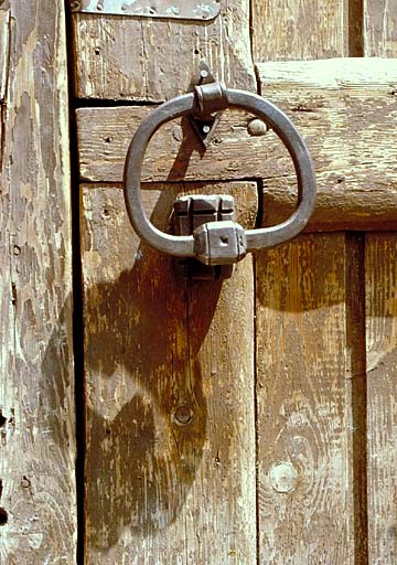 Le Pied du Col. Ferme 727. Loquet de la porte de l'écurie.