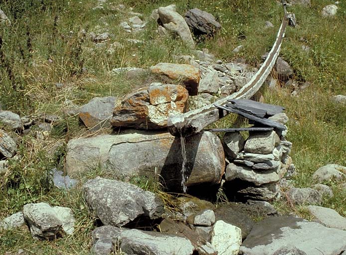 La Grave. La Saulce. Arrivée d'eau.