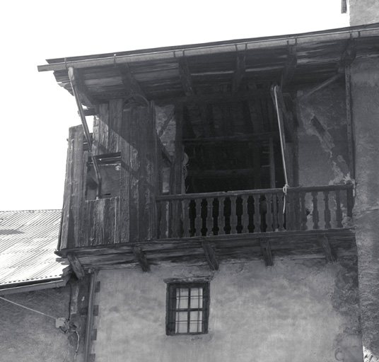 Pont-de-Cervières. Parcelle 322. Façade sud. Galerie de la grange.