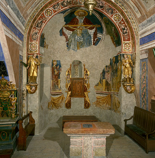 Décor peint de l'abside. Vue d'ensemble.