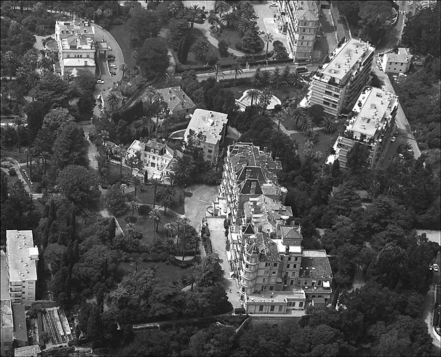 Vue aérienne semi zénithale prise de l'est.