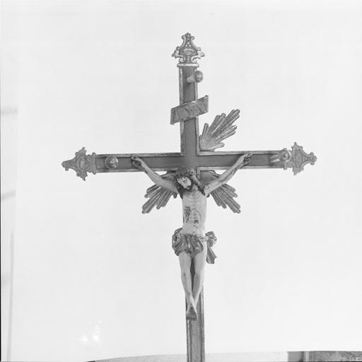 Croix de procession (n° 2).