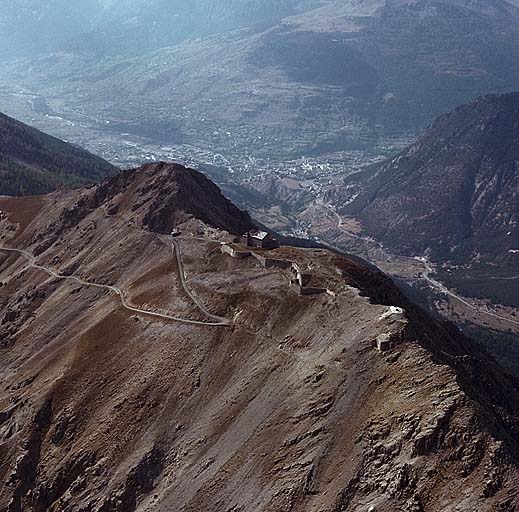 Vue aérienne oblique.