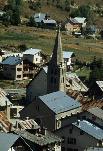 Vue de situation prise du sud-ouest.