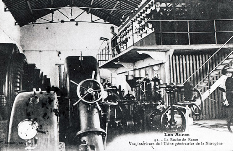 Vue intérieure de l'usine génératrice de la Nitrogène.