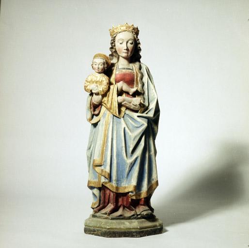 Vierge portant l'Enfant.