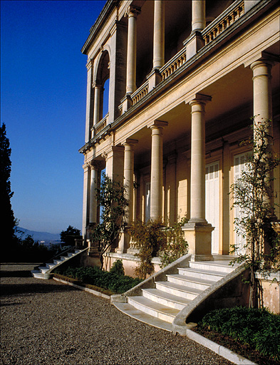 Façade sud de l'avant-corps.