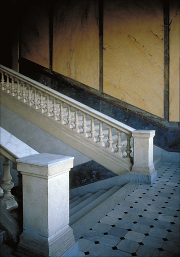 Cage d'escalier. Vue prise du repos vers le sud-ouest.