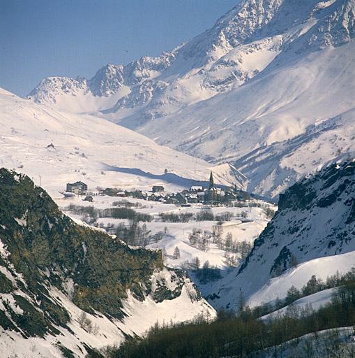 Le Villar. Vue prise de l'ouest.