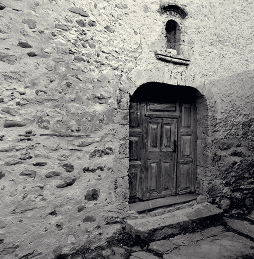 Porte du mur pignon sud.