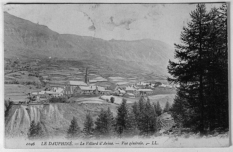 Le Dauphiné. Le Villard d'Arène. Vue générale. [Vue prise du sud.]