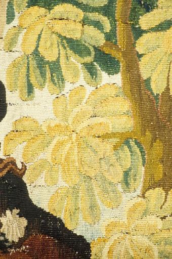 Tableau de tapisserie 1 : Saint Joseph, sainte Marguerite d'Antioche, saint Jacques le Majeur. Verdure à droite de la tête de saint Jacques.