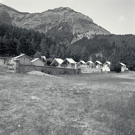 Vue d'ensemble prise du sud-ouest.