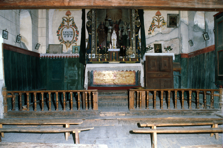 Vue d'ensemble du choeur.