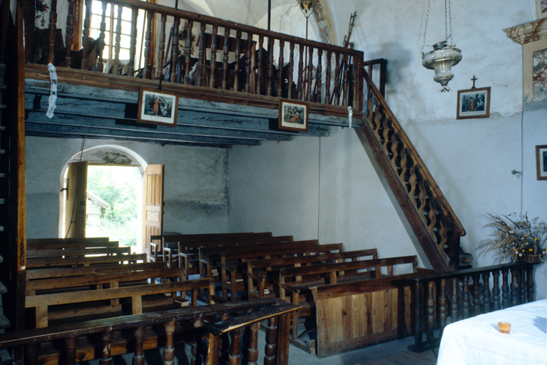 Décor de la tribune.