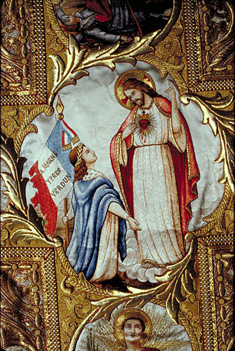 La chasuble, dos, motif central.