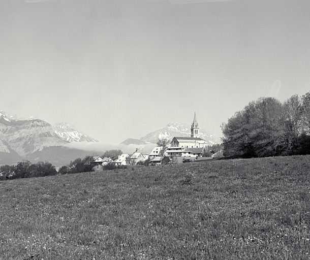 Vue de situation prise du sud-est.