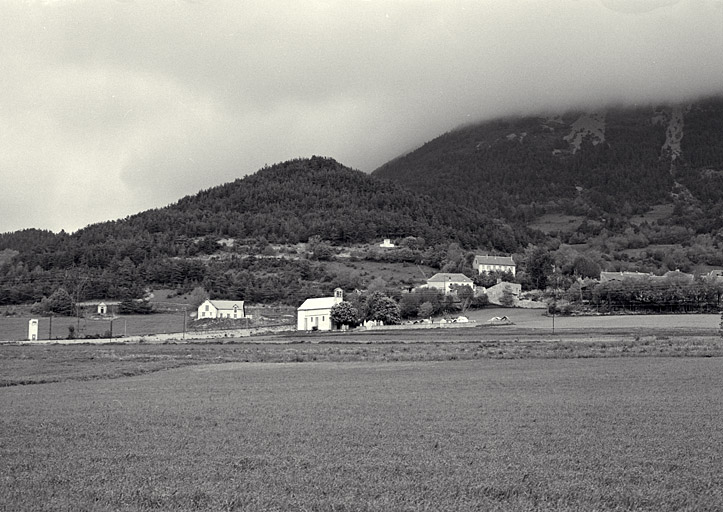 Vue de situation prise du sud-ouest.