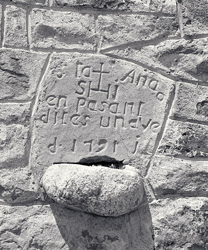 Détail sur l'inscription : Sta Ana, IHS, en pasant dites un ave d. 1791. J.