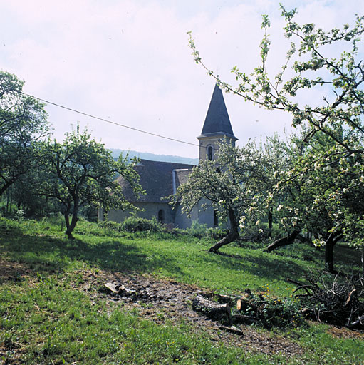 Vue prise de l'ouest.