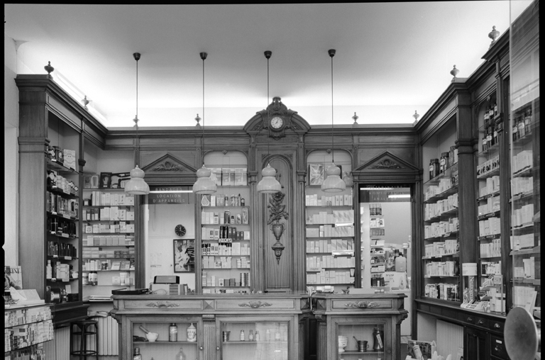 Mobilier, vue d'ensemble.