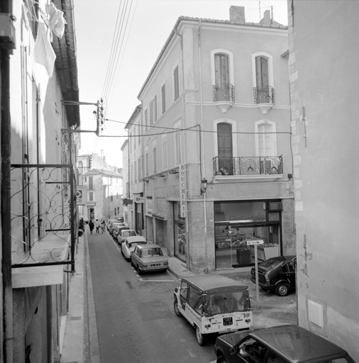 Rue Joseph Chabran. Maison parcelle 82. Angle nord-ouest.