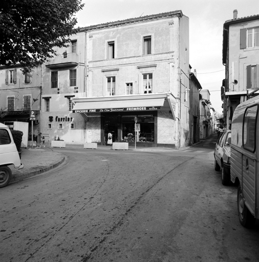 Place du Clos. Section CK, parcelle 623. Elévation antérieure ordonnancée.