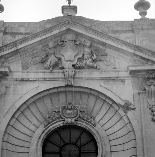 Hôpital dit hôtel-Dieu actuellement musée