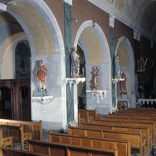 Eglise Saint Jean-Baptiste. Vue du collatéral nord..