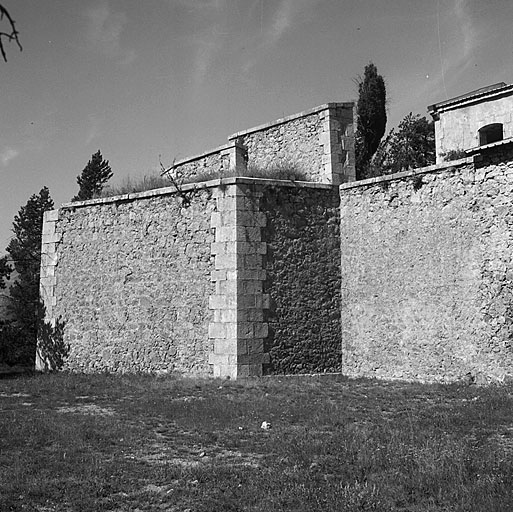 Front sud-ouest. Bastion de droite.