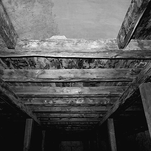 Magasin à poudre 60 (C). Détail de la charpente intérieure.
