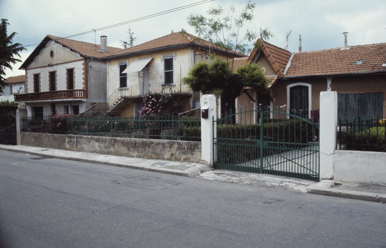 Boulevard Beauséjour. Section CD, parcelles 33-35. Façades antérieures sud.