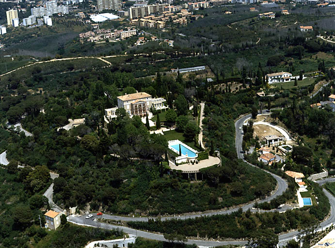 Maison dite villa Perrier ou château de la Croix des Gardes