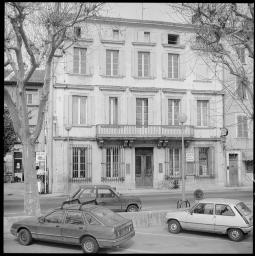 Façade est.
