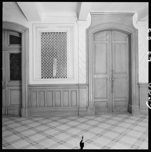 Hôtel B. Rez-de-chaussée, vestibule Da, mur est.