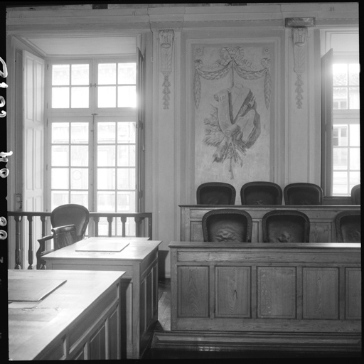 Salle d'assises, panneau peint, mur ouest.