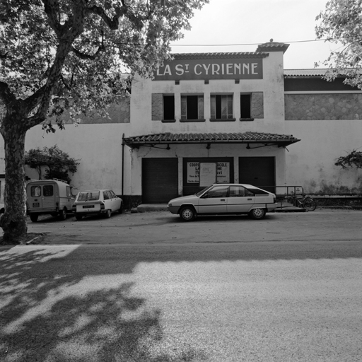 Elévation est. Partie centrale.