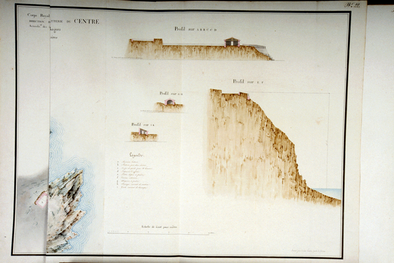 Plan et Profil de la Batterie du Galeasson. 1818-1822. Profils.